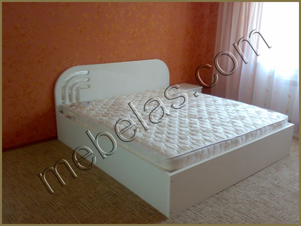 Krovat-na-zakaz-4571