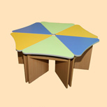 Комплект столов для детского сада «Лепесток»